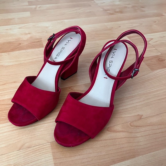 Via Spiga Red Suede Sandals - Picture 7 of 9